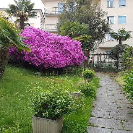 Stresa B&B * 스트레사